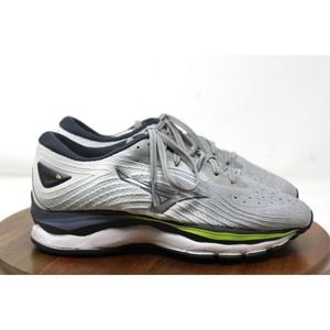 Mizuno Sneakers Womens 9‎ Wave Sky 6 Running Ultimate Gray Purple 411371
